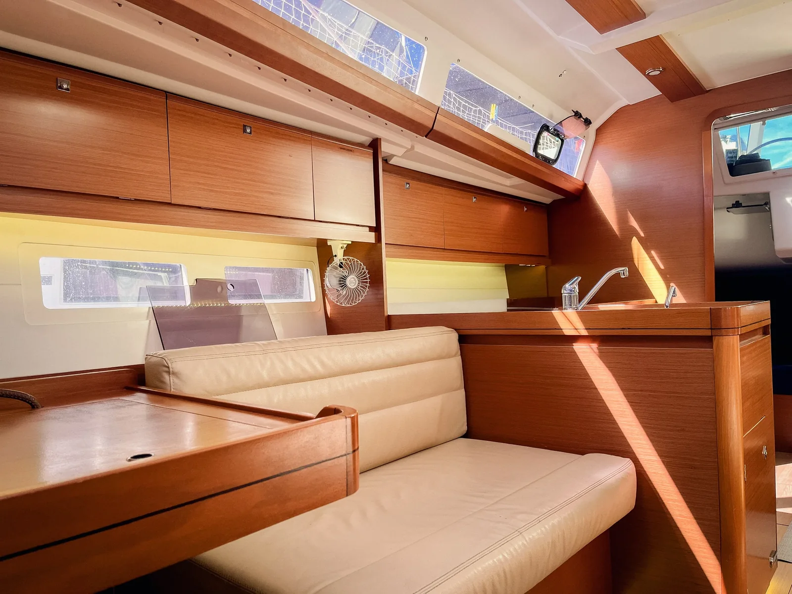 Yacht DUFOUR 412 Grand Large - Domi - Foto 1