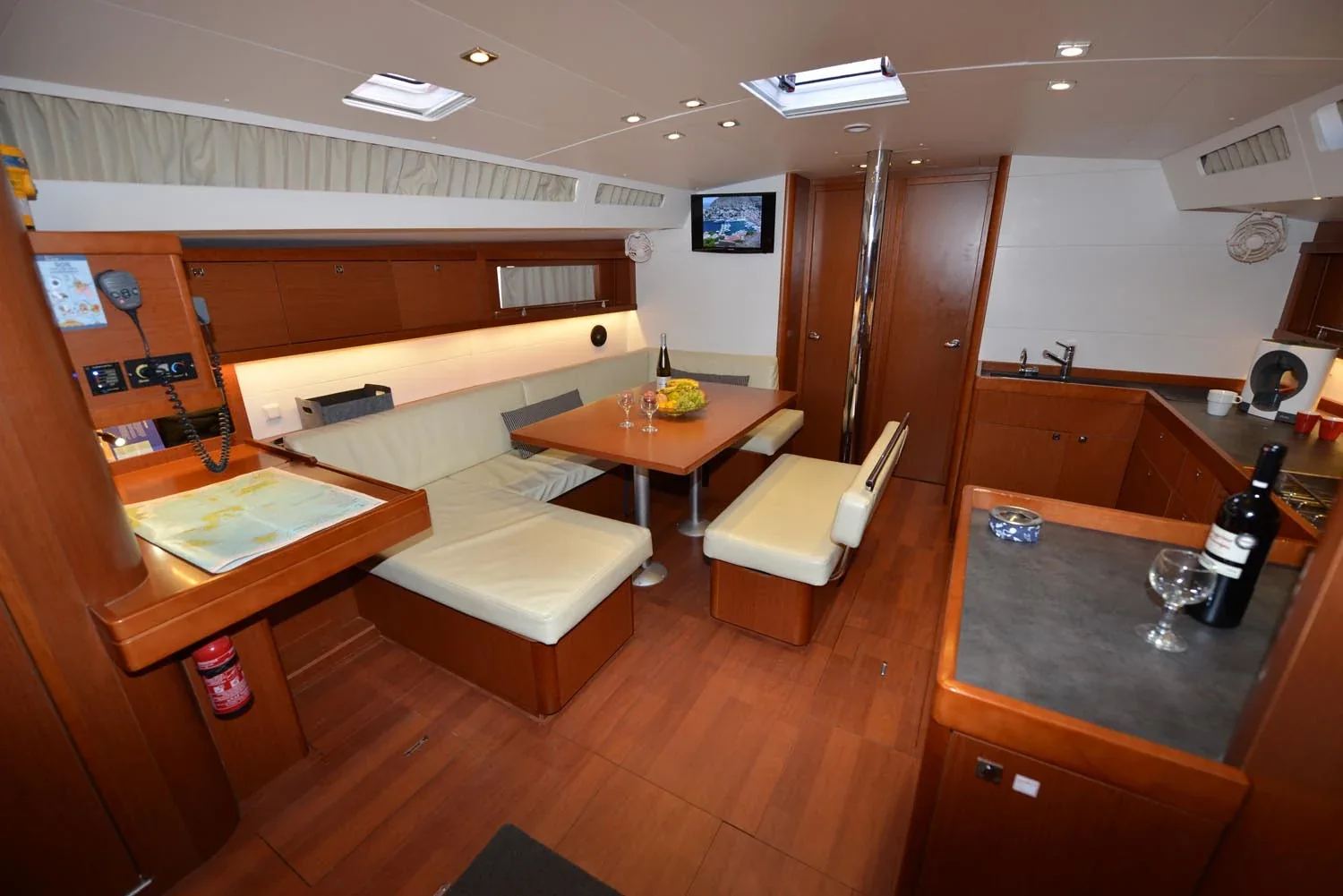 Yacht BENETEAU Oceanis 48 - Pherousa