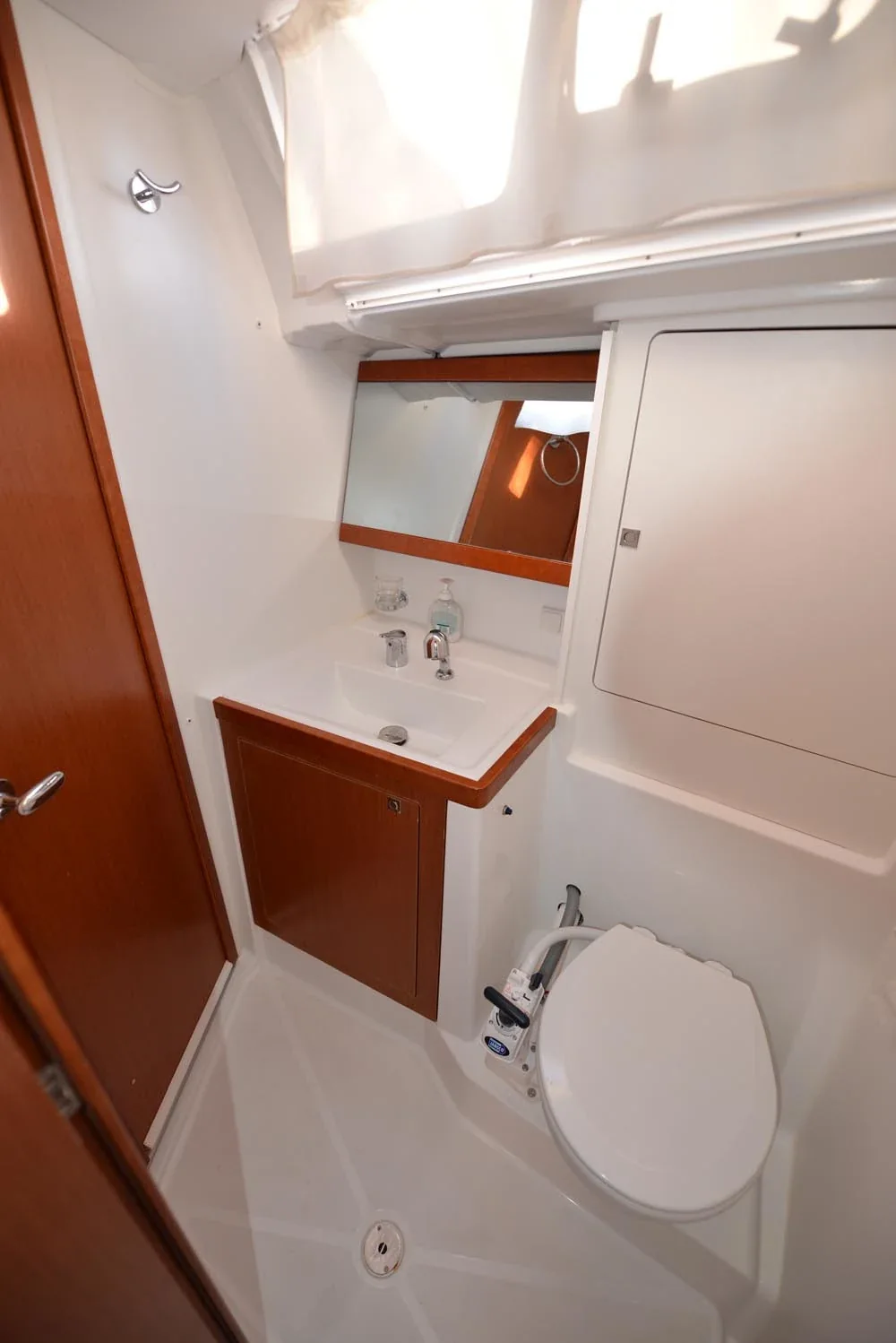 Yacht BENETEAU Oceanis 48 - Pherousa - Foto 1