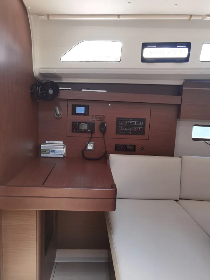 Yacht BENETEAU Oceanis 40.1 - Narkissos - Foto 1