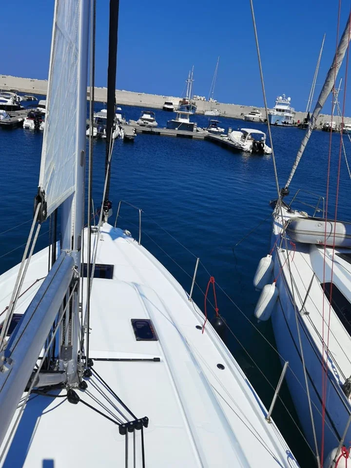 Yacht BENETEAU Oceanis 40.1 - Narkissos - Foto 1