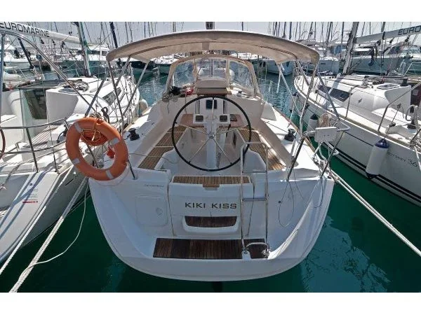 Yacht JEANNEAU Sun Odyssey 33i - Kiki Kiss - Foto 1