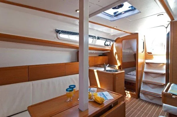 Yacht JEANNEAU Sun Odyssey 33i - Kiki Kiss - Foto 1