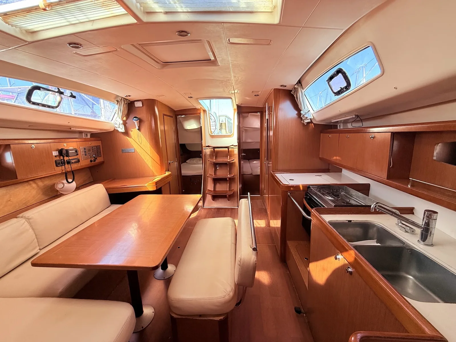 Yacht BENETEAU Oceanis 43 - Valdeker II - Foto 12