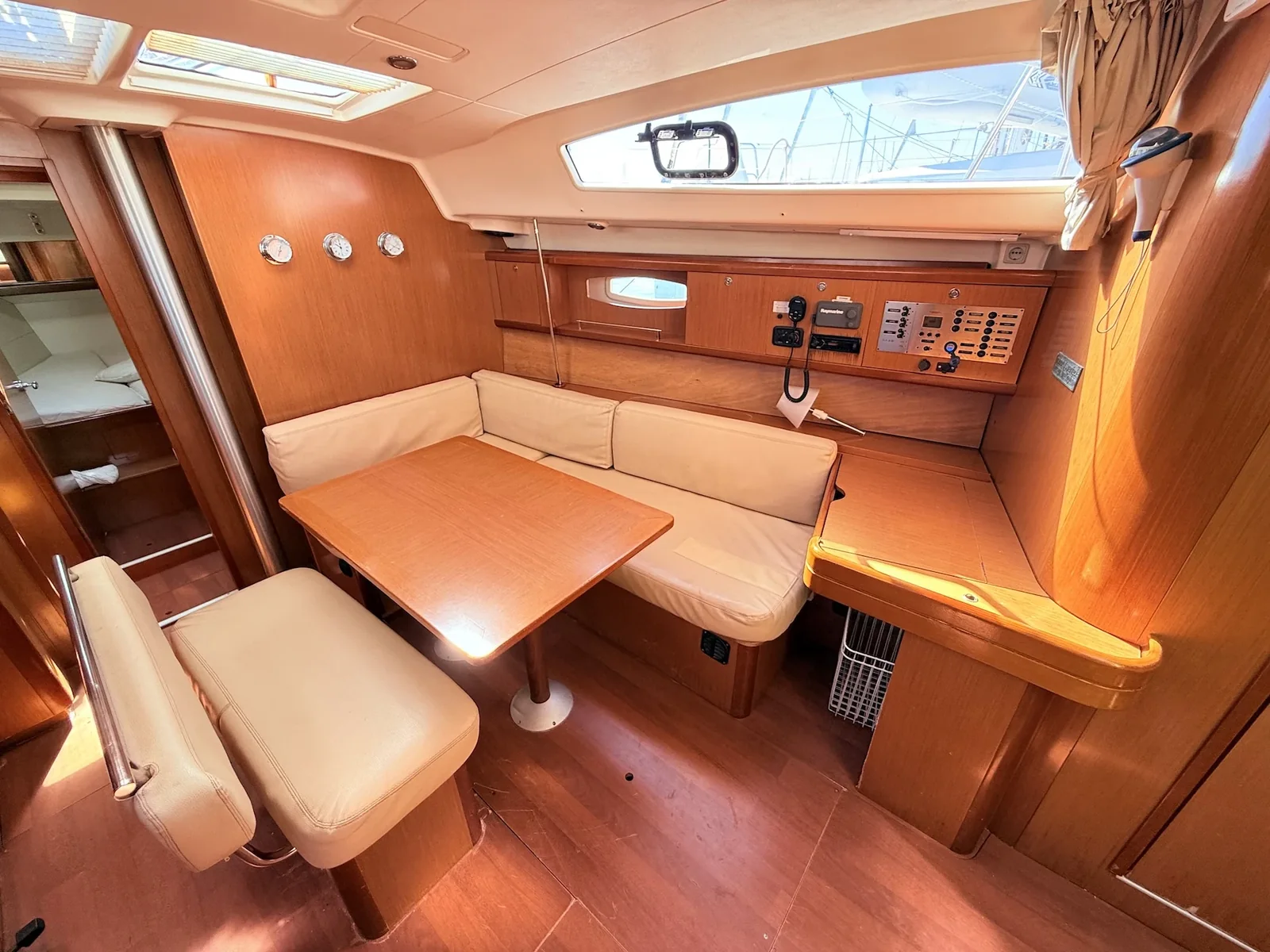 Yacht BENETEAU Oceanis 43 - Valdeker II - Foto 13