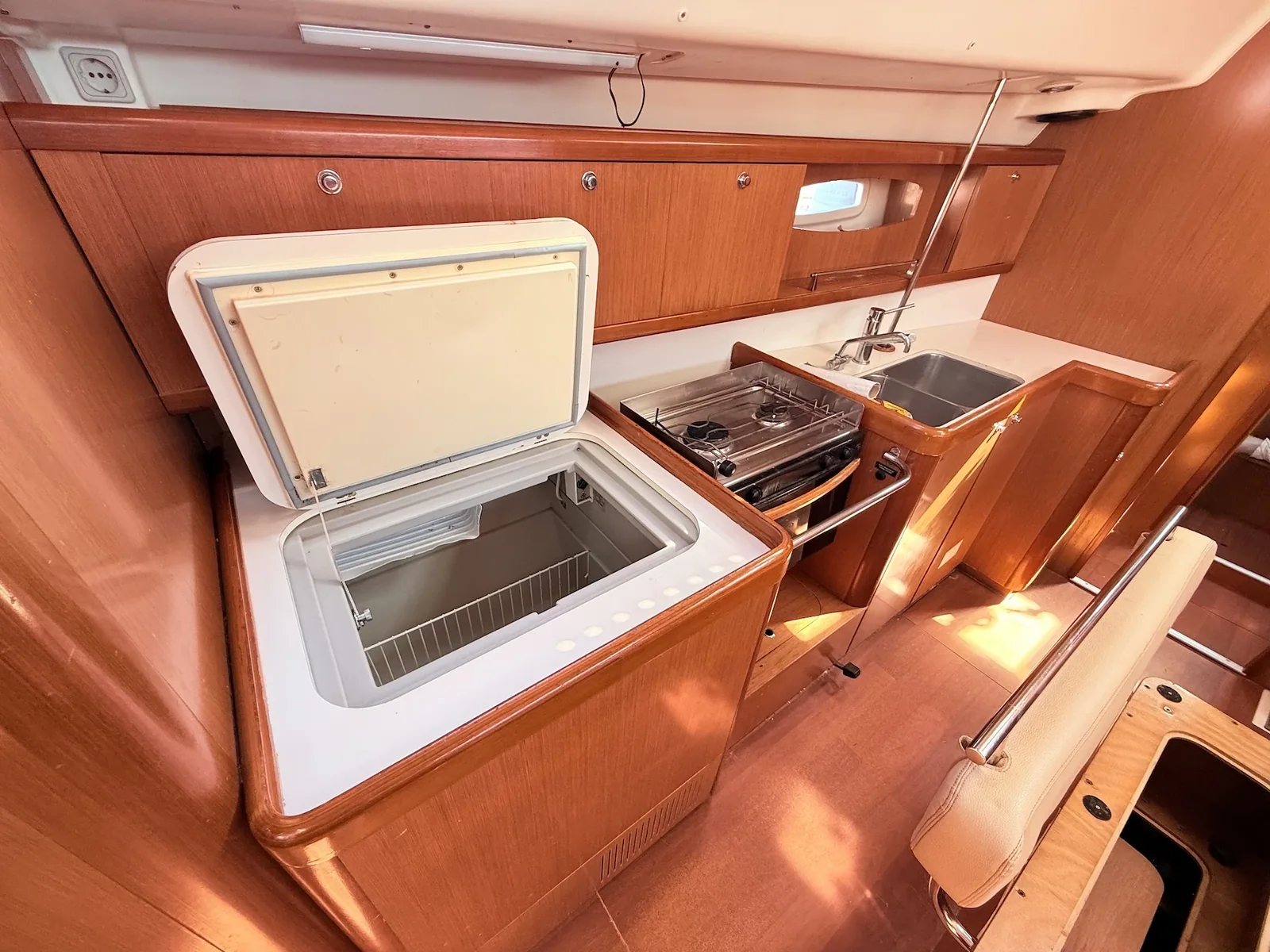 Yacht BENETEAU Oceanis 43 - Valdeker II - Foto 14