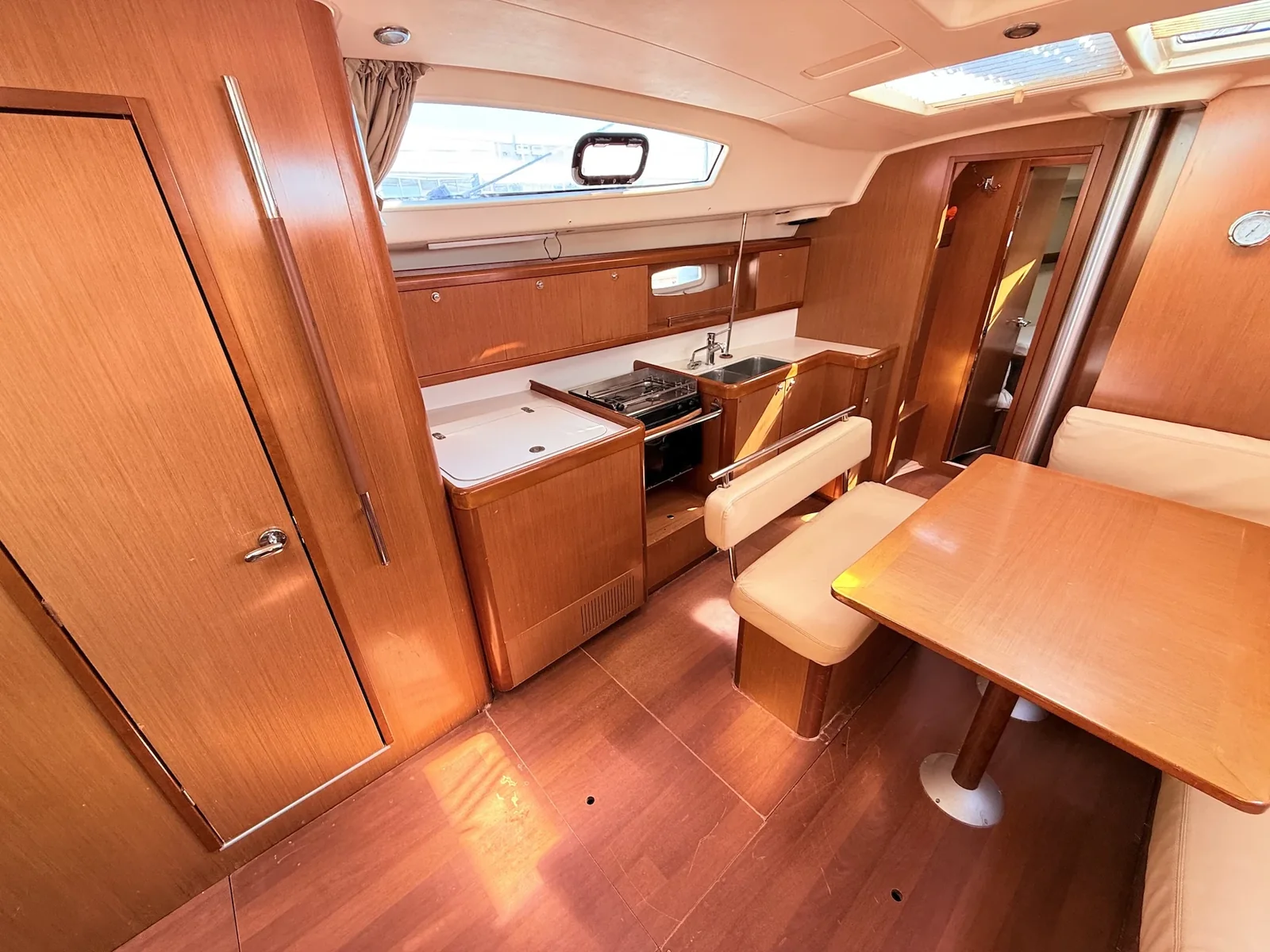 Yacht BENETEAU Oceanis 43 - Valdeker II - Foto 15