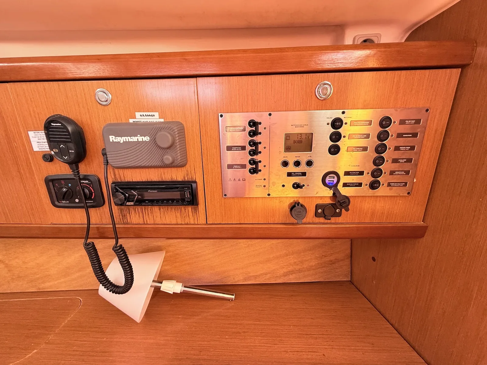 Yacht BENETEAU Oceanis 43 - Valdeker II - Foto 22