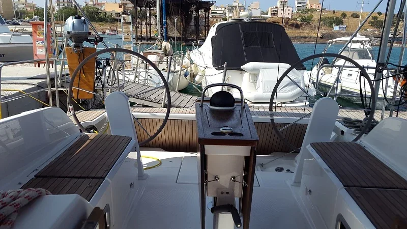 Yacht BAVARIA Cruiser 46 - Okyalos - Foto 1
