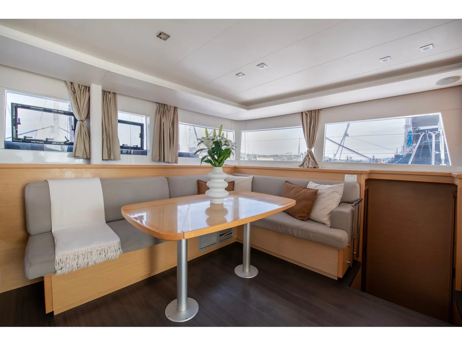 Yacht LAGOON 450 F - Diva - Foto 1