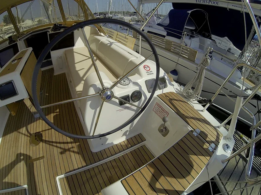 Yacht DUFOUR 382 Grand Large - Major Tom - Foto 1