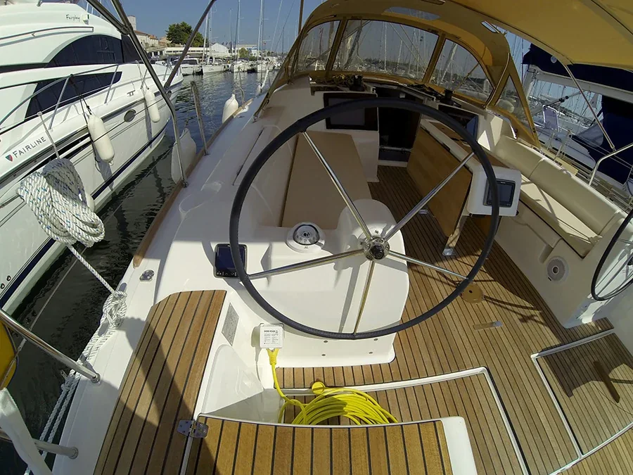 Yacht DUFOUR 382 Grand Large - Major Tom - Foto 1