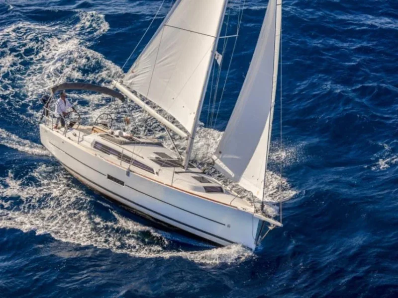 Yacht DUFOUR 360 Grand Large - Alqamar - Foto 1