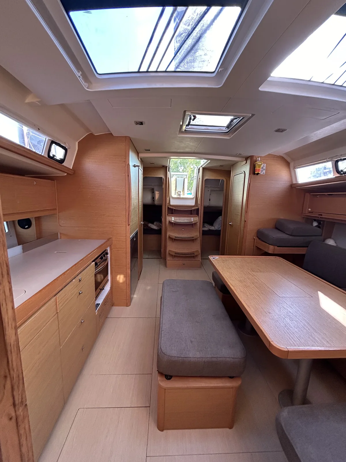 Yacht DUFOUR 460 Grand Large - Tango II - Foto 1