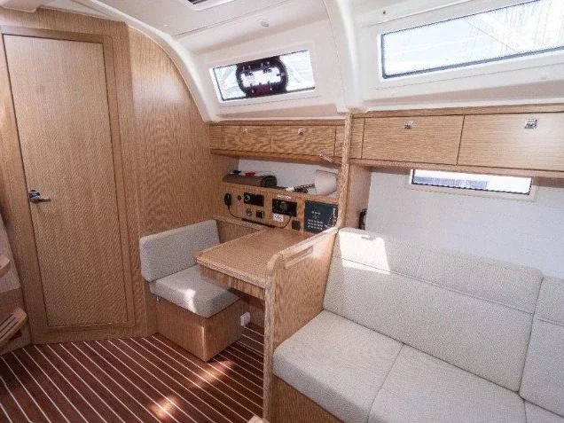 Yacht BAVARIA Cruiser 37 - Kata - Foto 1