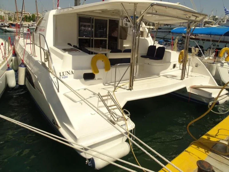 Yacht ROBERTSON AND CAINE Leopard 44 - La Luna - Foto 1