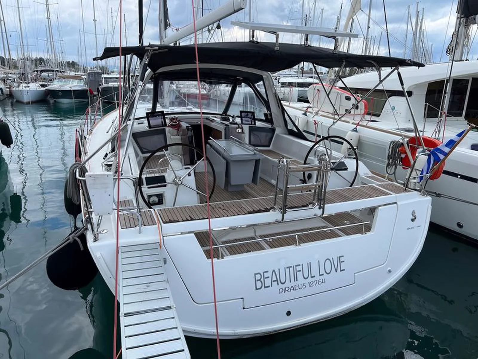 Yacht BENETEAU Oceanis 45 - Beautiful Love - Foto 1