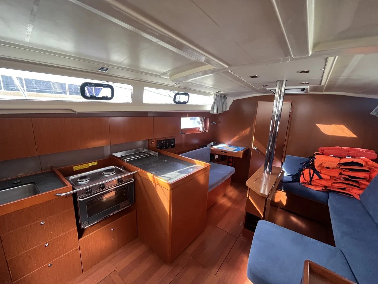 Yacht BENETEAU Oceanis 41.1 - Buga - Foto 1