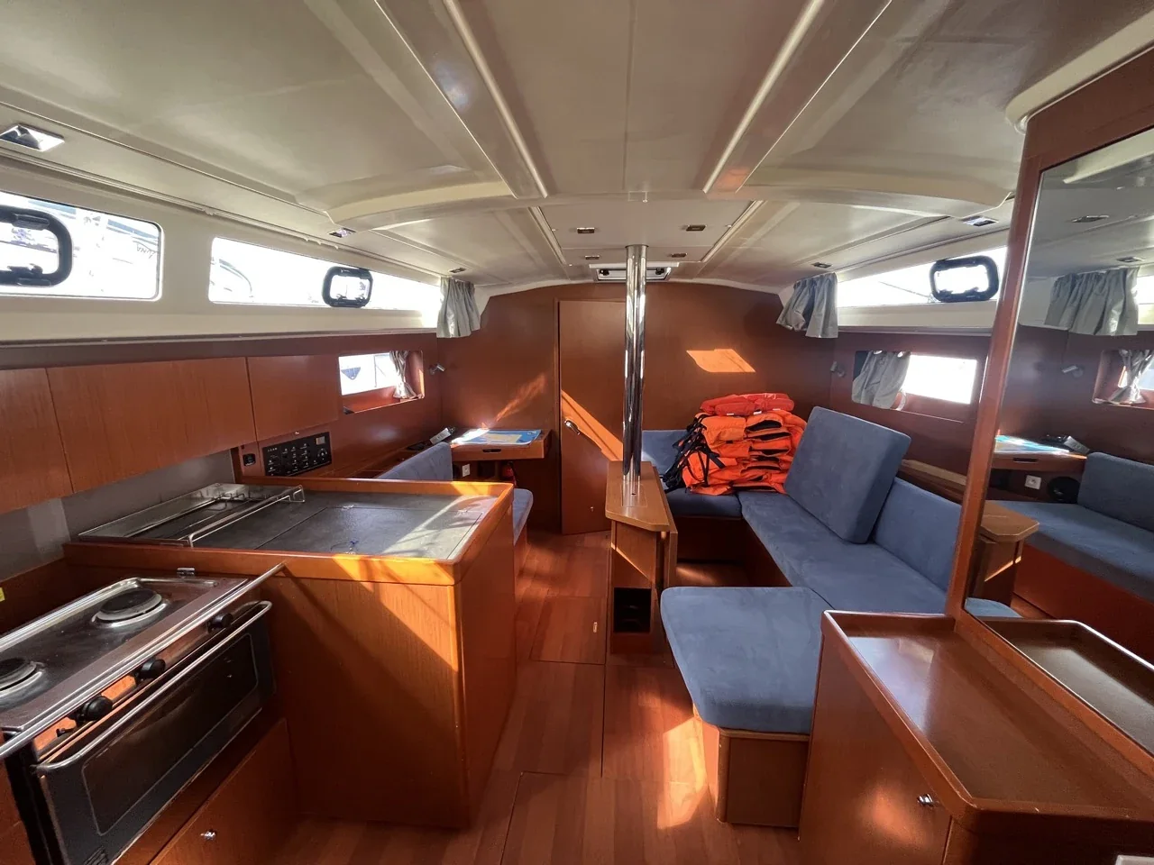 Yacht BENETEAU Oceanis 41.1 - Buga - Foto 1