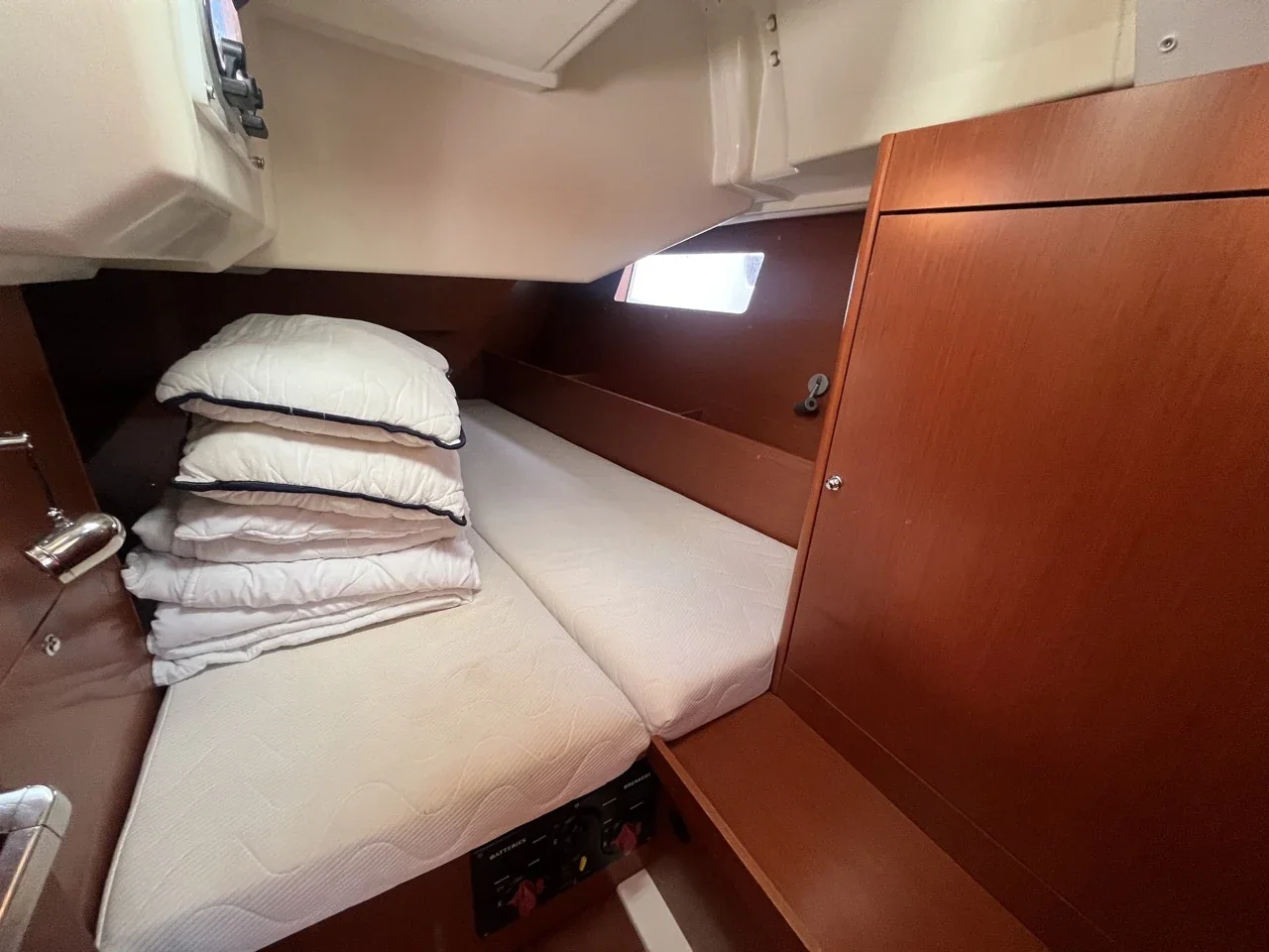 Yacht BENETEAU Oceanis 41.1 - Buga - Foto 1