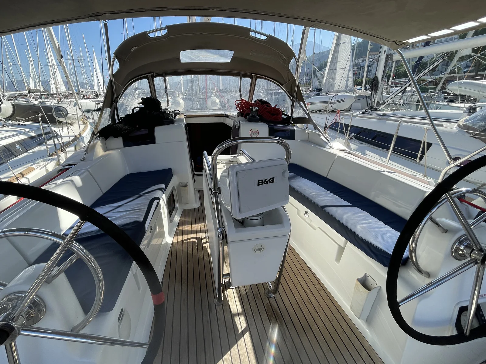 Yacht JEANNEAU Sun Odyssey 419 - Malea - Foto 1