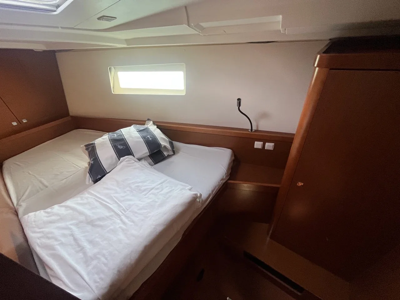 Yacht BENETEAU Oceanis 45 - Vesna - Foto 1