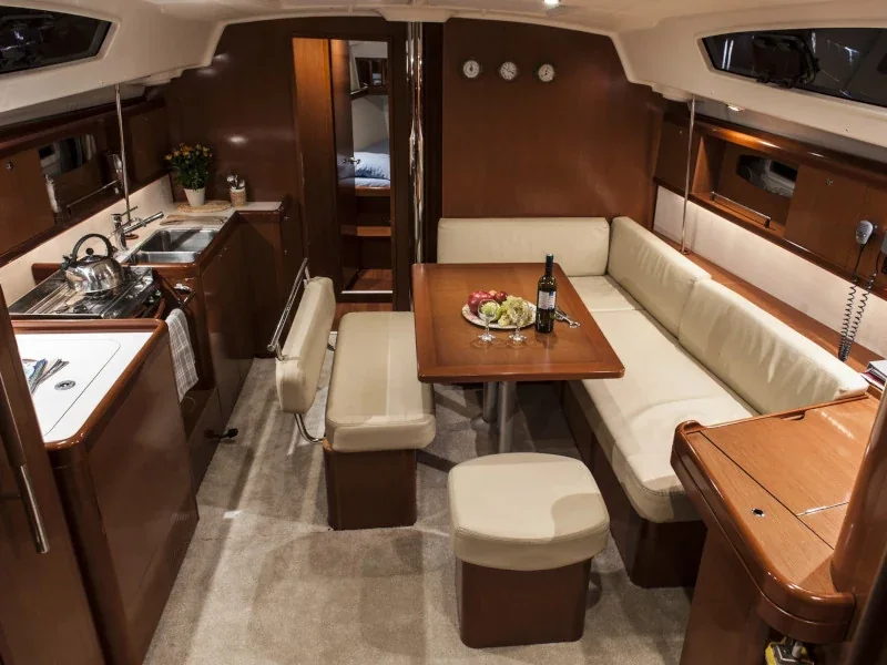 Yacht BENETEAU Oceanis 43 - Oasis - Foto 1