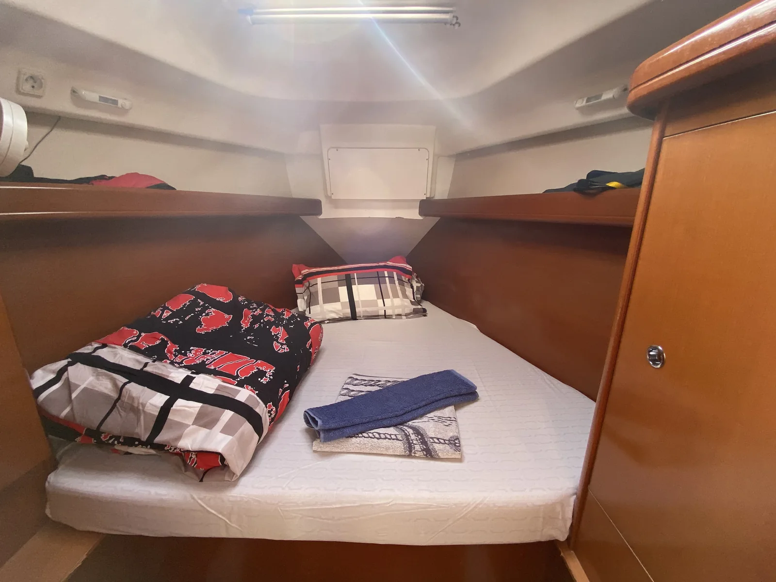 Yacht BENETEAU Oceanis 343 - Tombo - Foto 1