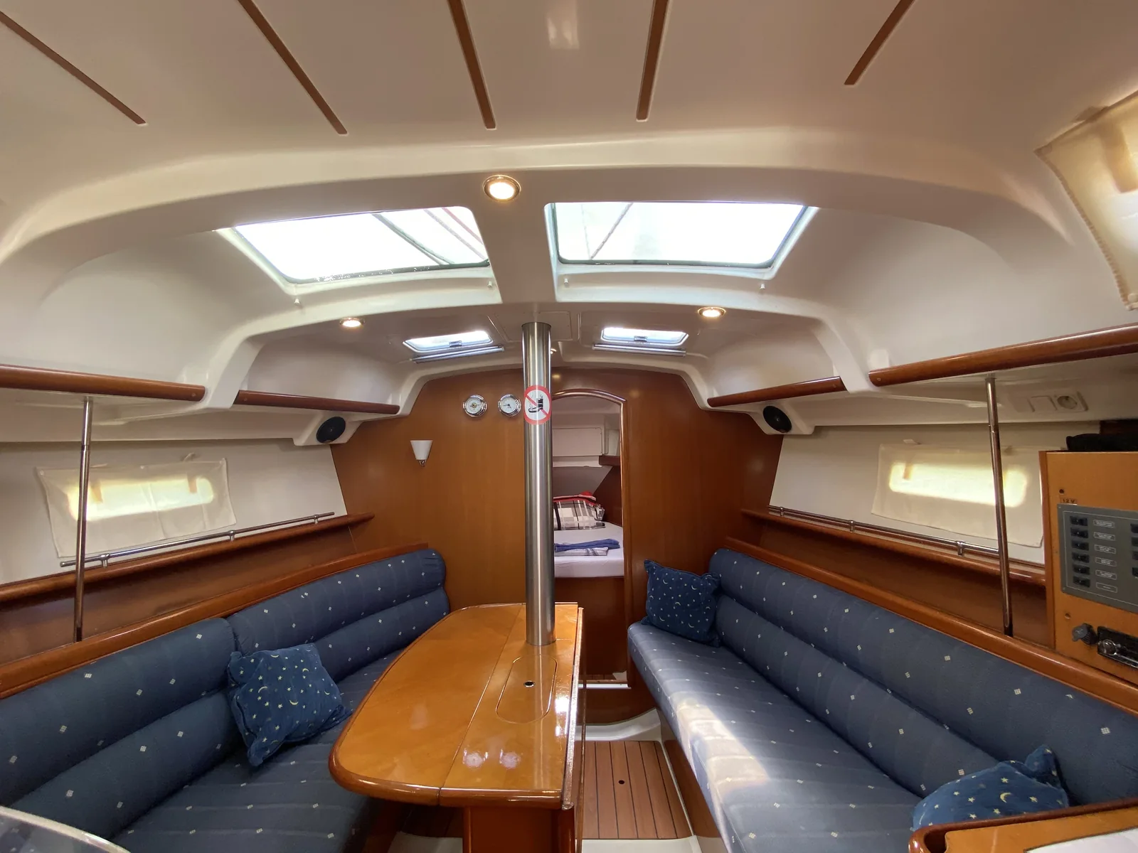 Yacht BENETEAU Oceanis 343 - Tombo - Foto 1