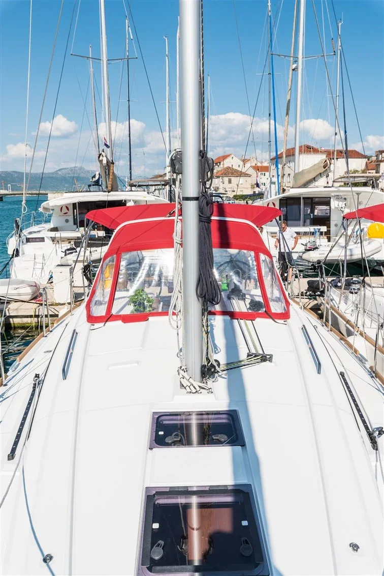 Yacht BENETEAU Oceanis 38 - Rusalka - Foto 1