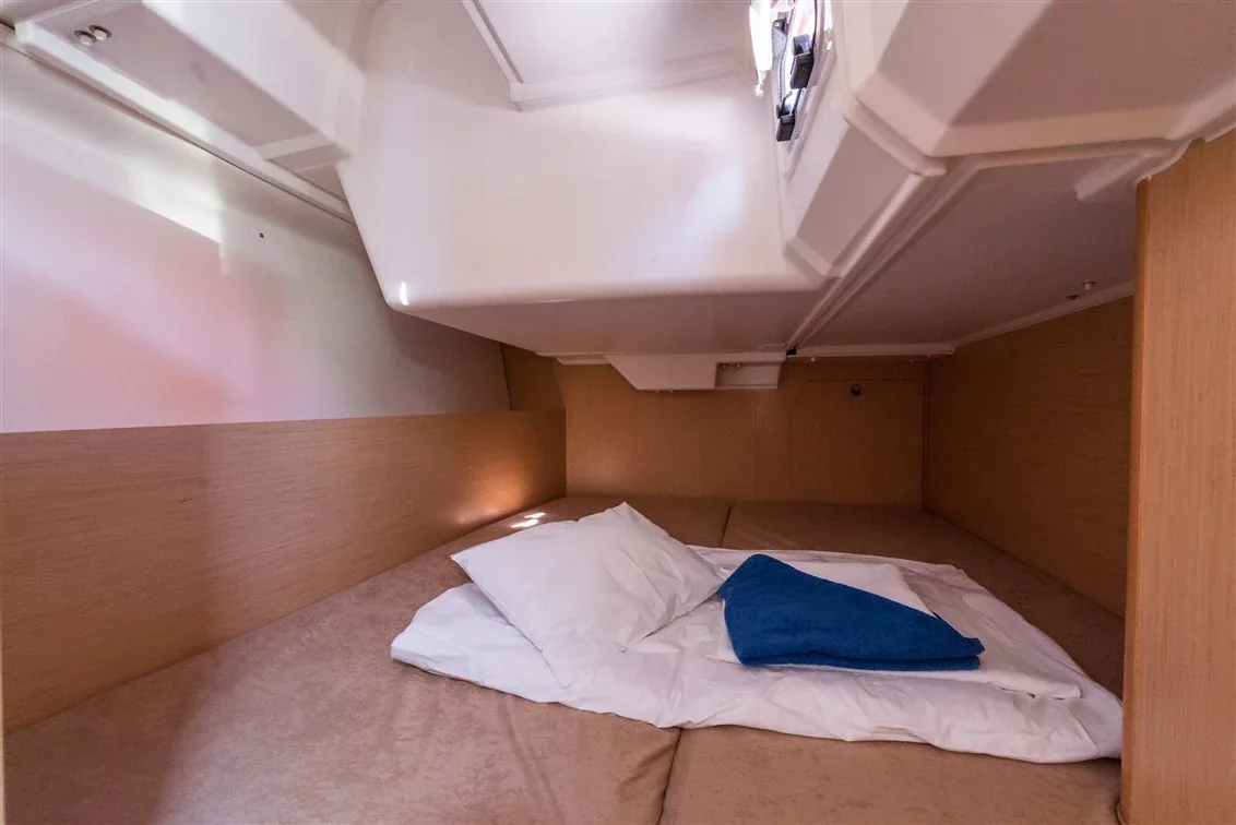 Yacht BENETEAU Oceanis 38 - Rusalka - Foto 1