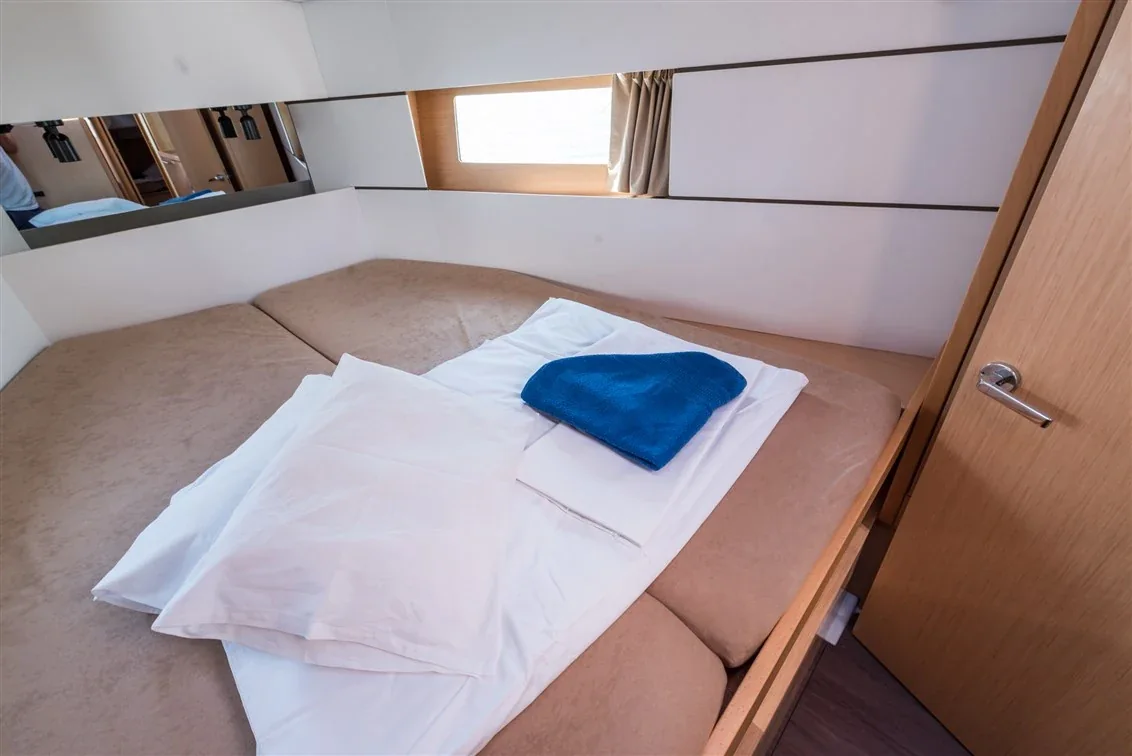 Yacht BENETEAU Oceanis 38 - Rusalka - Foto 1
