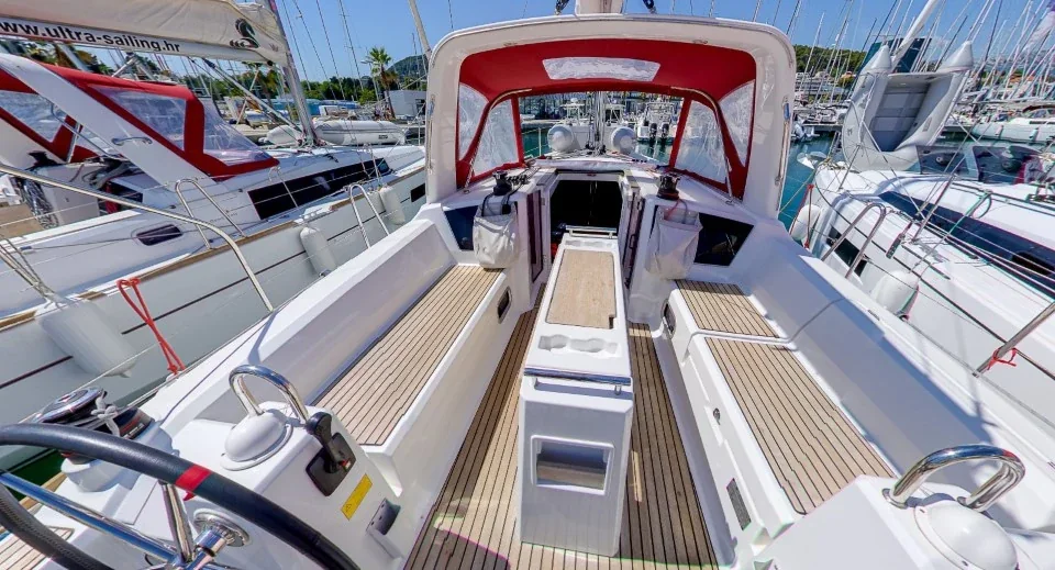 Yacht BENETEAU Oceanis 35.1 - Lampuga - Foto 1