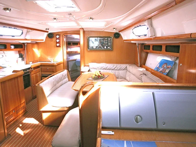 Yacht BAVARIA 42 Cruiser - Iraklis - Foto 1