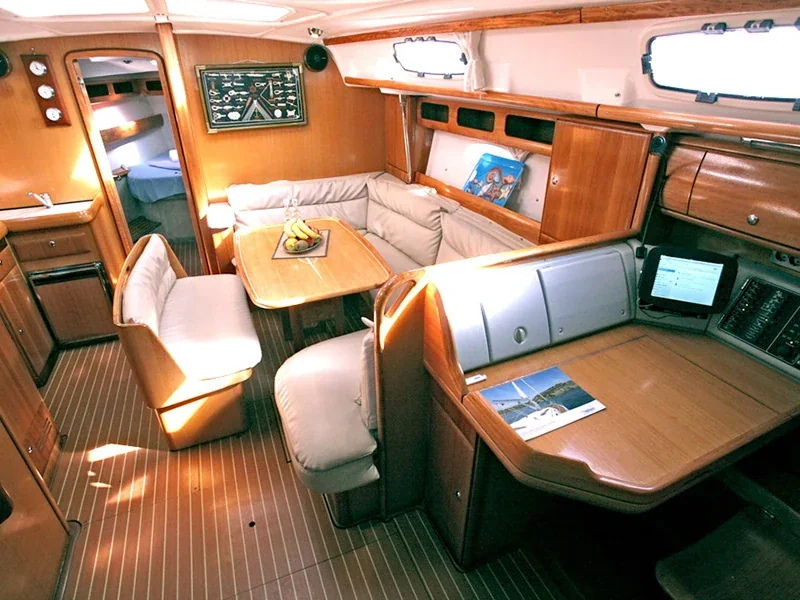 Yacht BAVARIA 42 Cruiser - Iraklis - Foto 1
