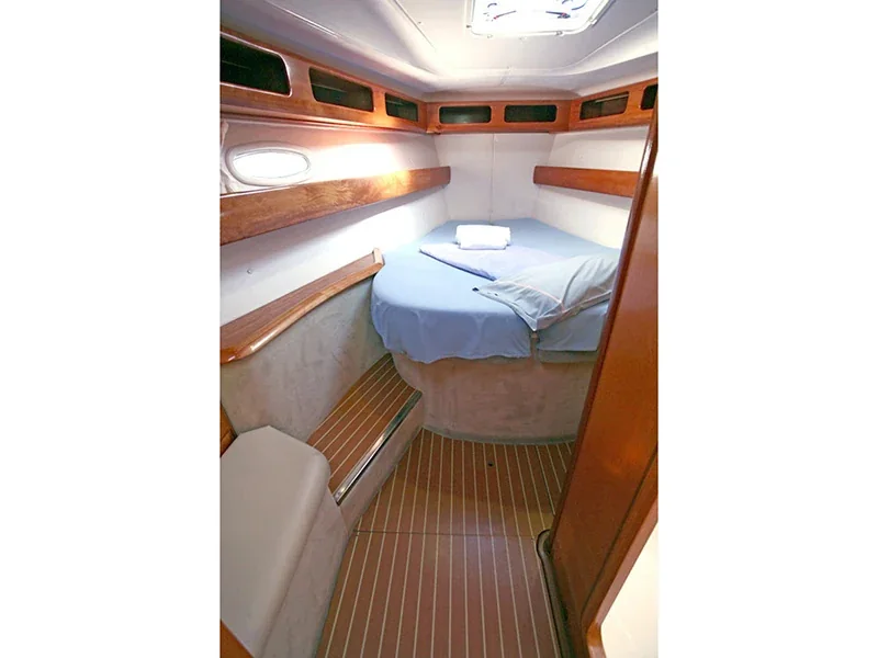 Yacht BAVARIA 42 Cruiser - Iraklis - Foto 1