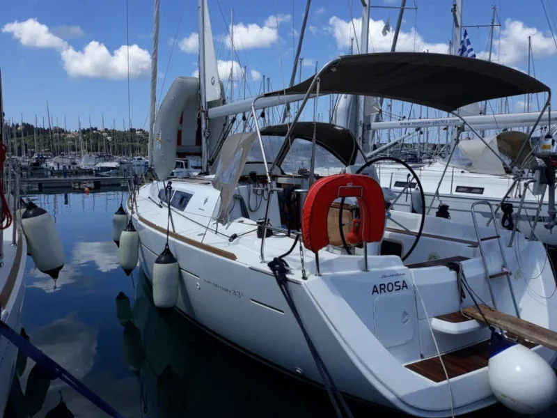 Yacht JEANNEAU Sun Odyssey 33i - Arosa - Foto 1