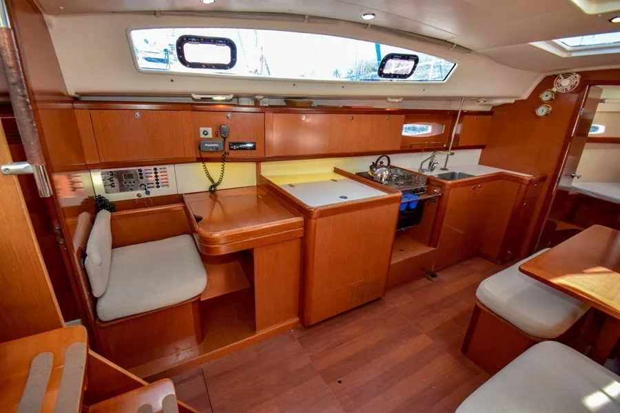 Yacht BENETEAU Oceanis 40 - Zezo - Foto 1