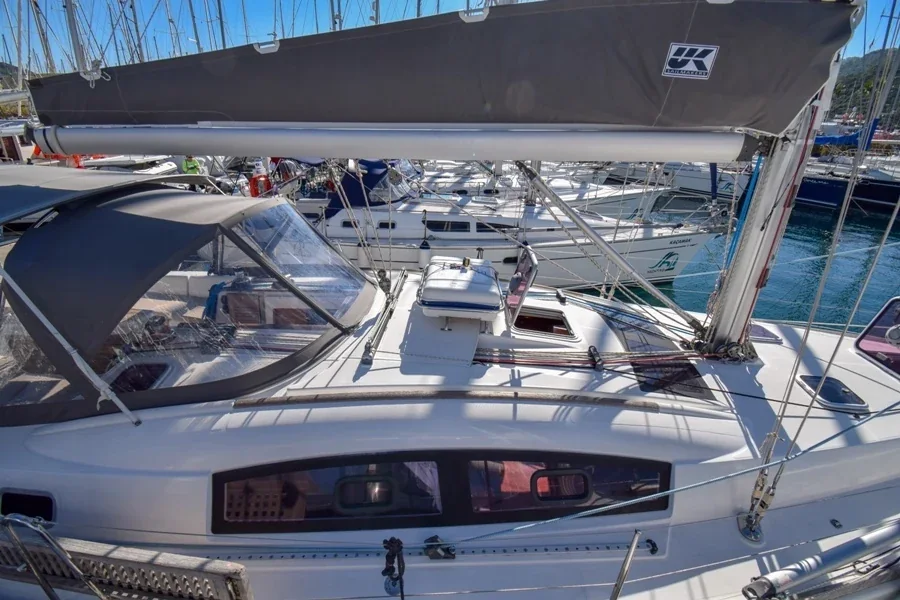 Yacht BENETEAU Oceanis 40 - Zezo - Foto 1