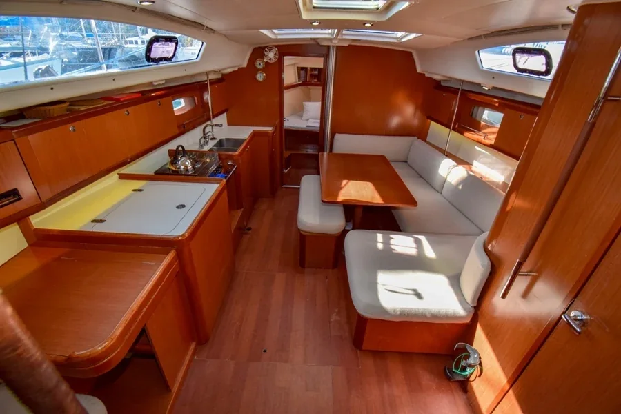 Yacht BENETEAU Oceanis 40 - Zezo - Foto 1