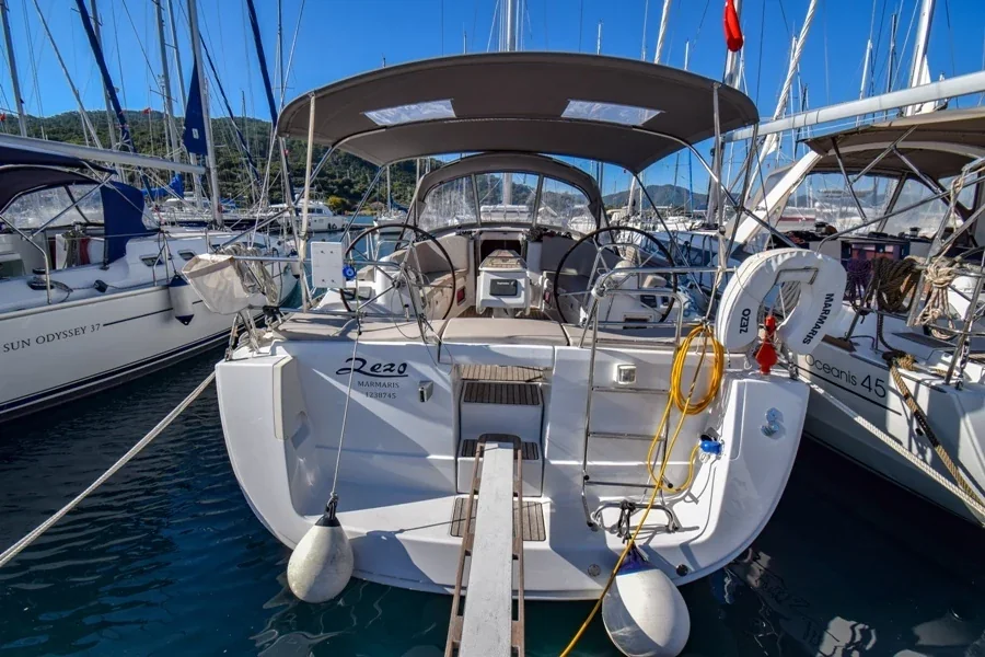 Yacht BENETEAU Oceanis 40 - Zezo - Foto 1