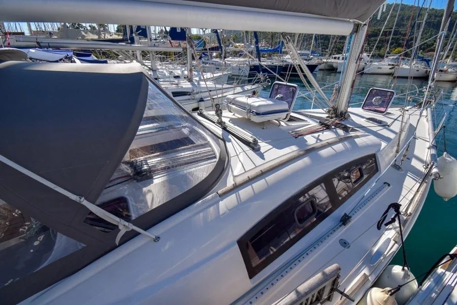 Yacht BENETEAU Oceanis 40 - Zezo - Foto 1
