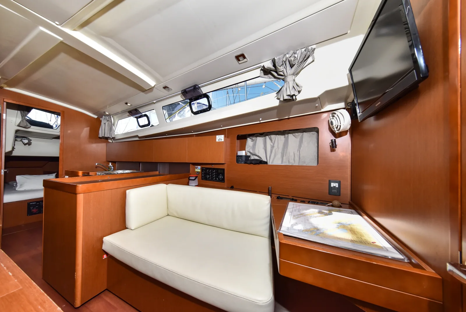 Yacht BENETEAU Oceanis 41.1 - 4play - Foto 1
