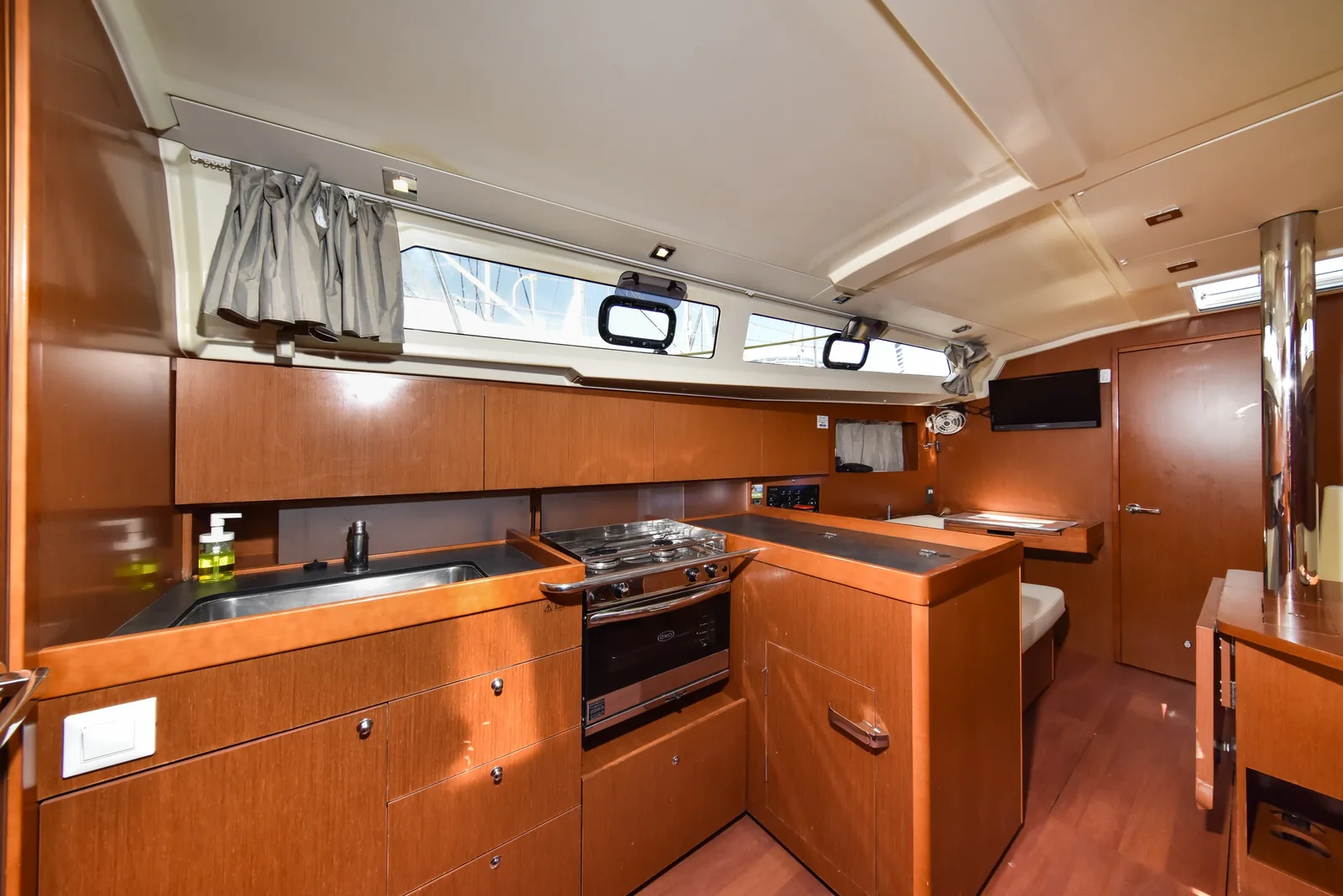 Yacht BENETEAU Oceanis 41.1 - 4play - Foto 1