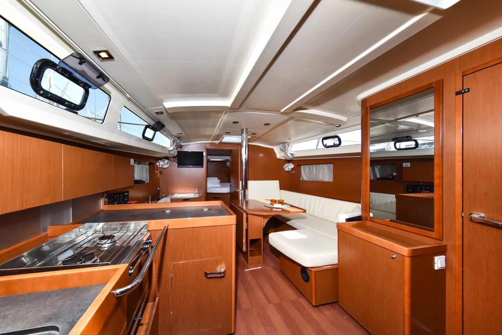 Yacht BENETEAU Oceanis 41.1 - 4play - Foto 1