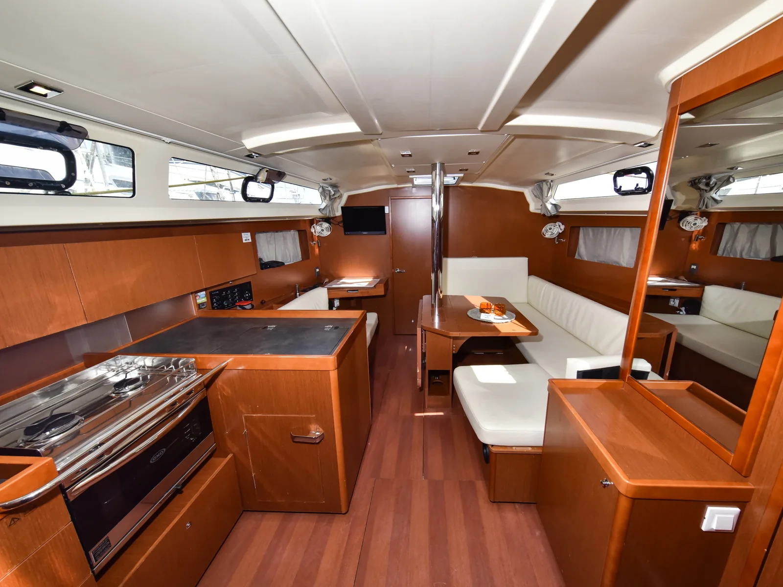 Yacht BENETEAU Oceanis 41.1 - 4play - Foto 1