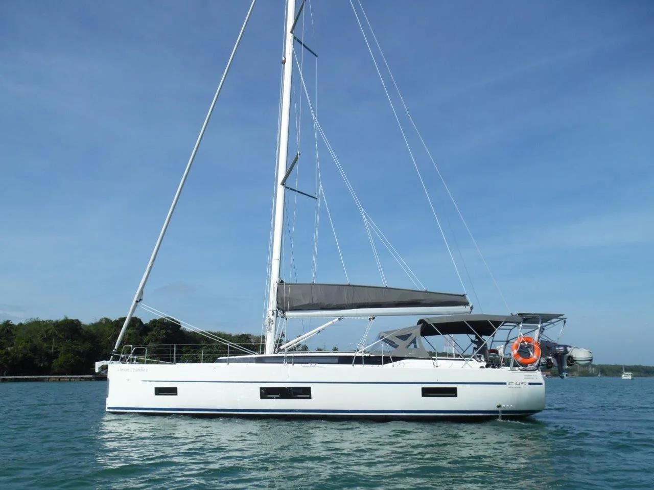 Isabella II - Main 1