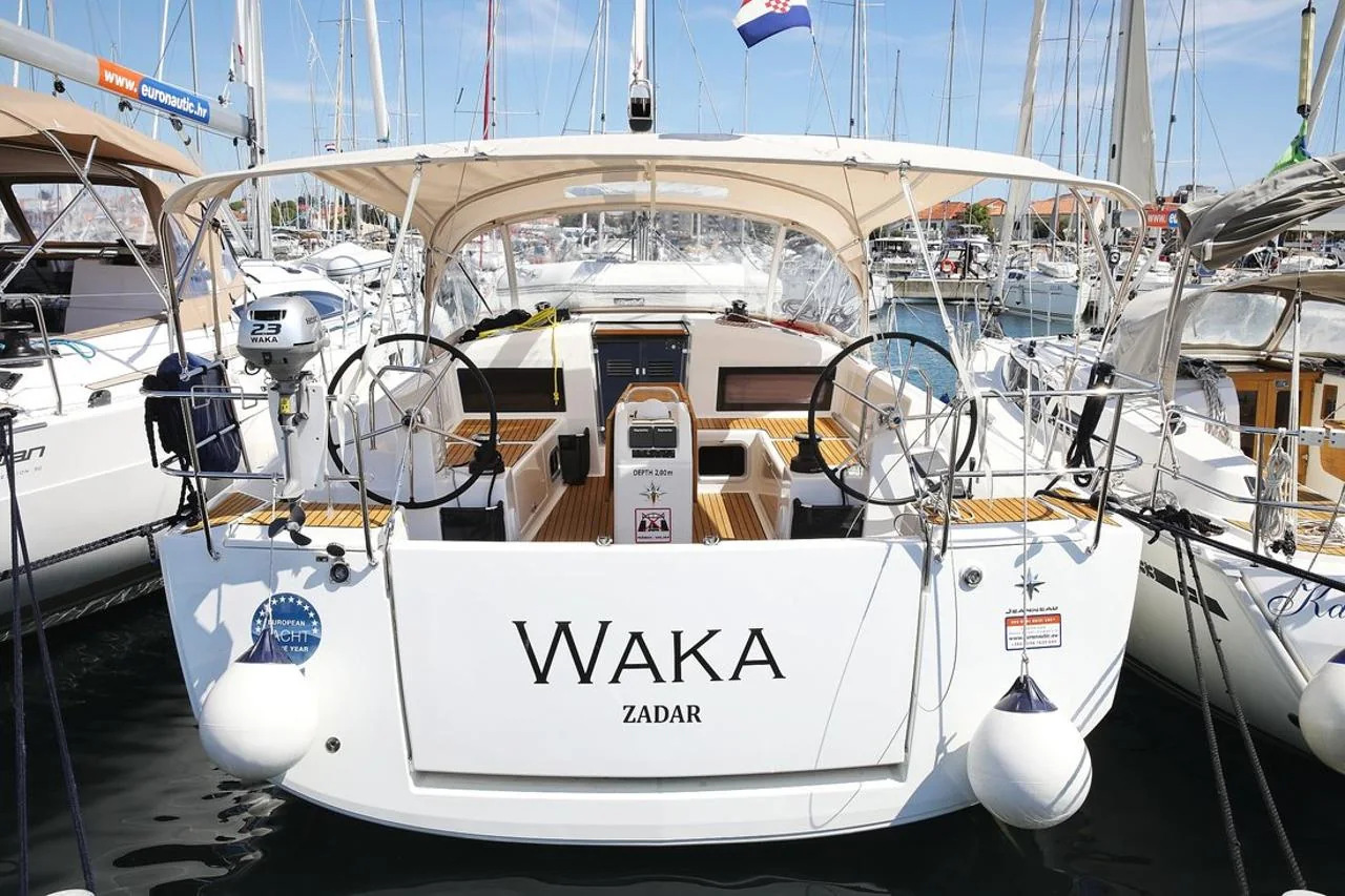 Waka - Main 1