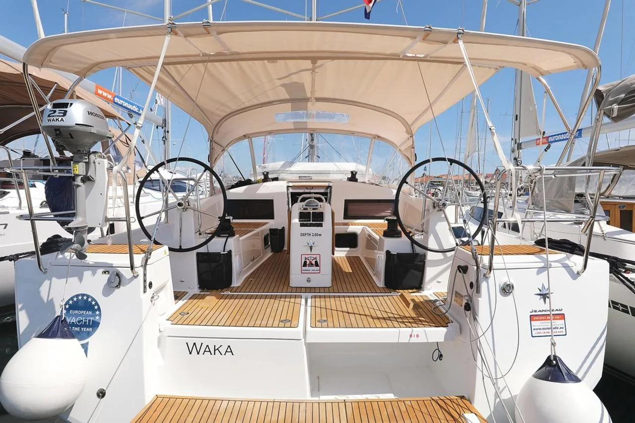Waka - Gallery 6