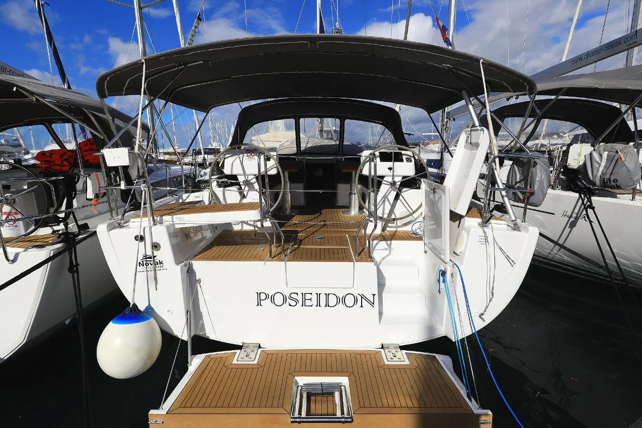 Poseidon - Main 1